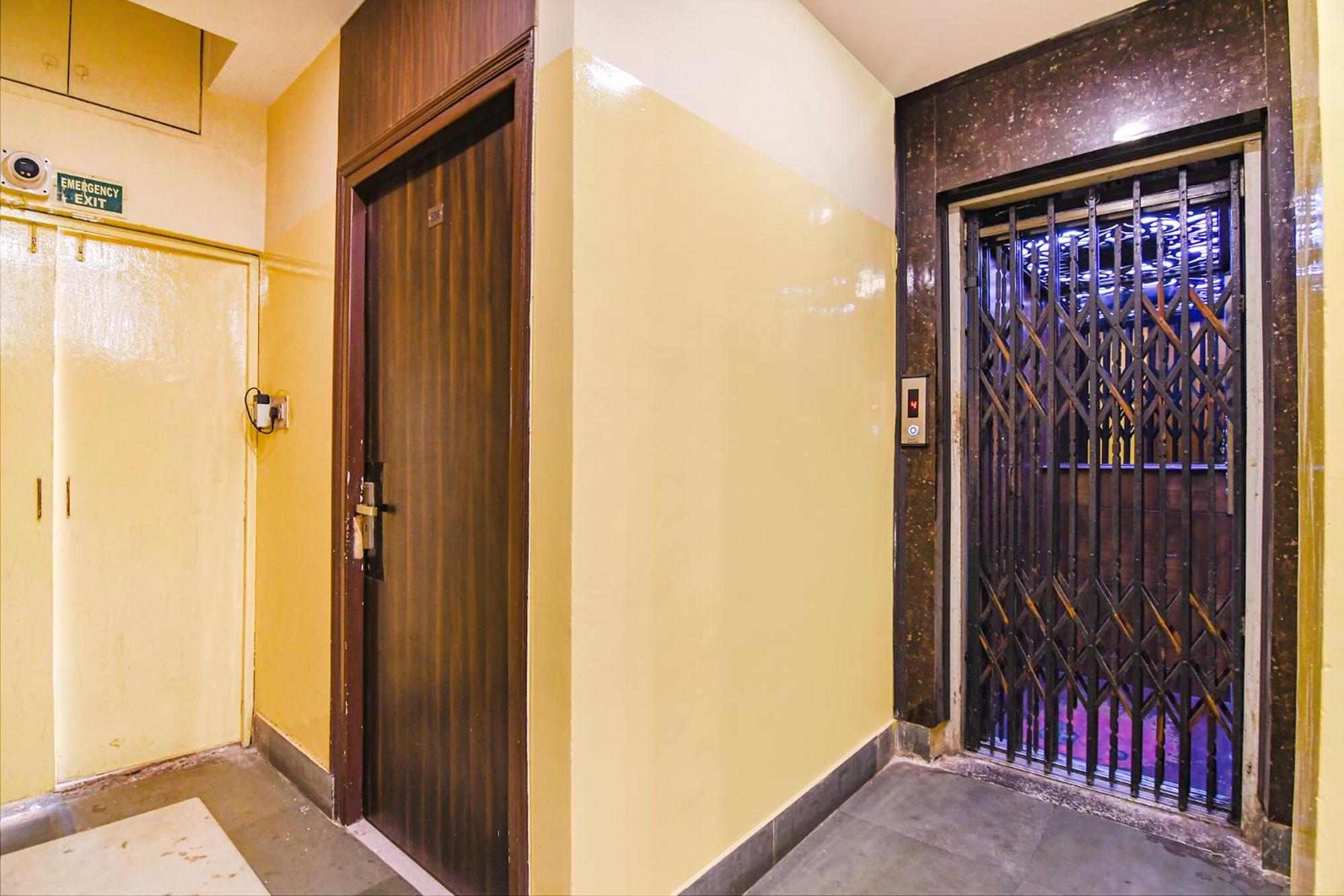 Fabhotel Aayash - Nr City Center Metro Station Calcutta Extérieur photo