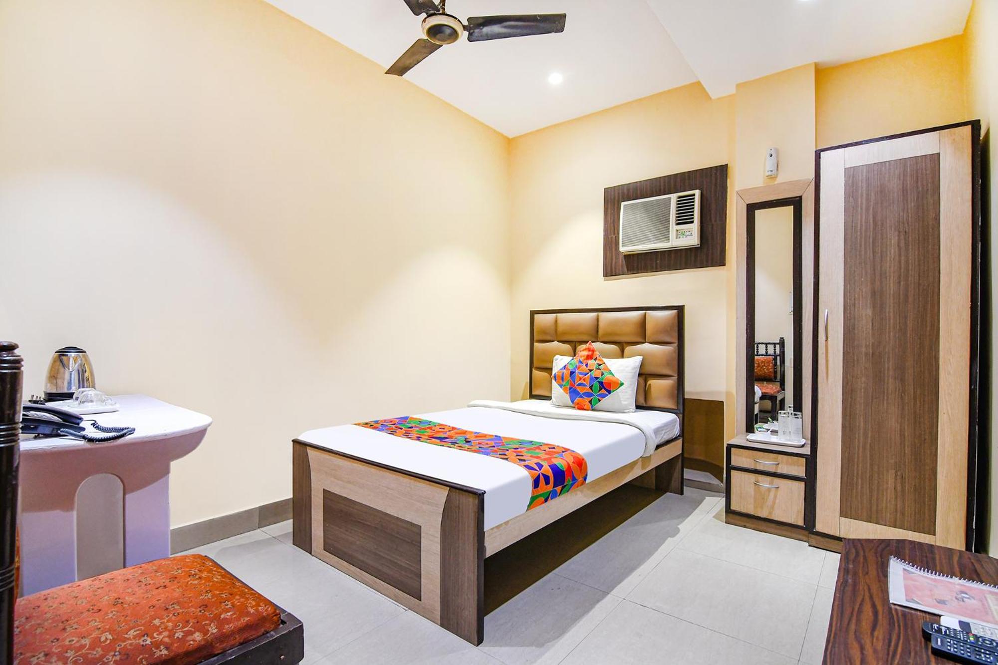 Fabhotel Aayash - Nr City Center Metro Station Calcutta Extérieur photo